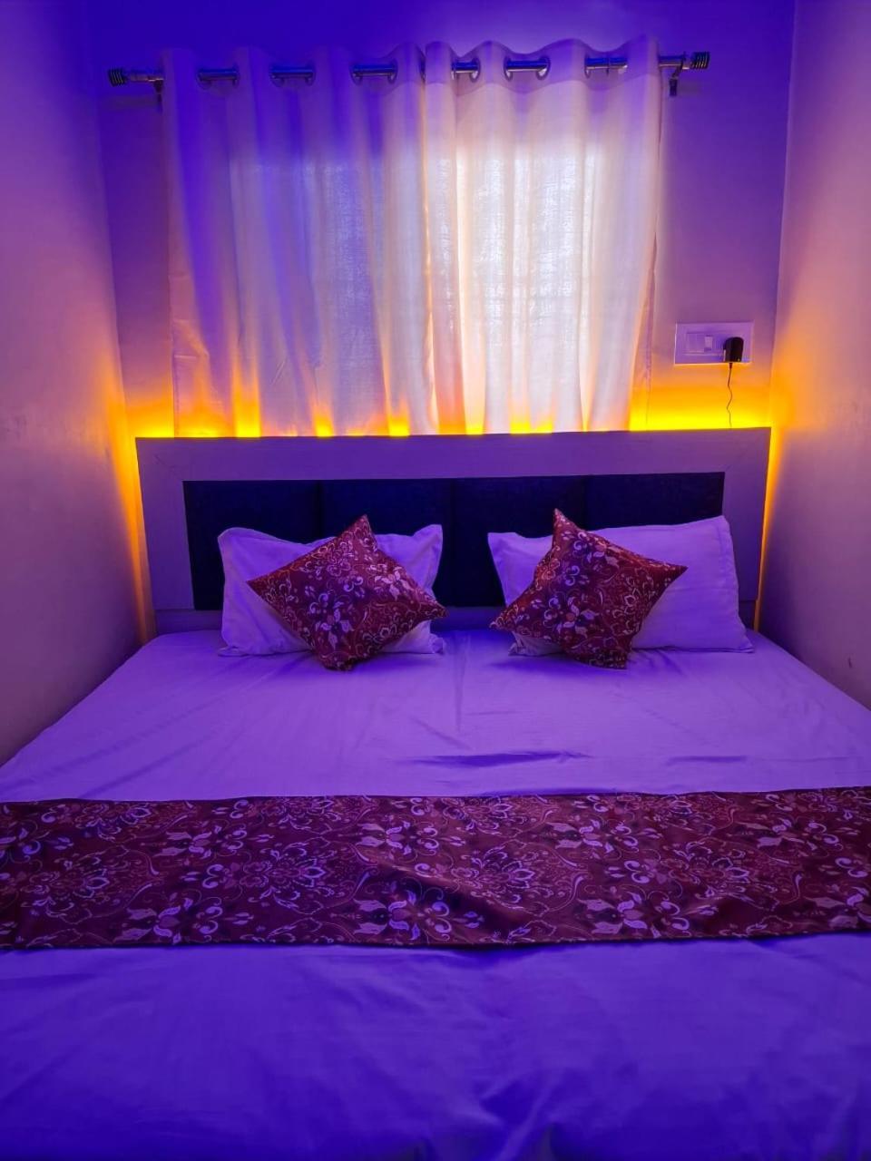 Hotel Sgh Subhadra Guest House Ayodhya 外观 照片