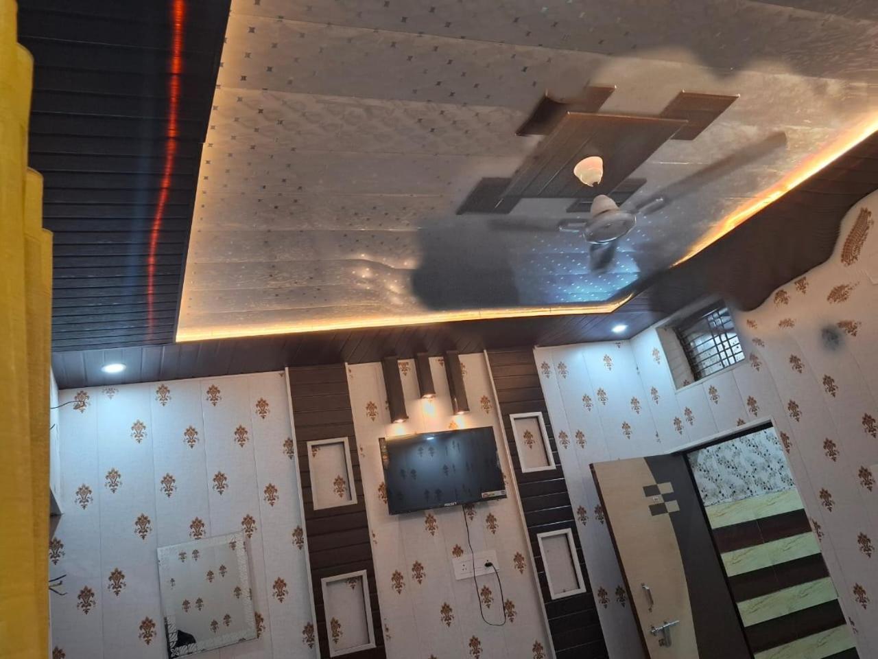 Hotel Sgh Subhadra Guest House Ayodhya 外观 照片